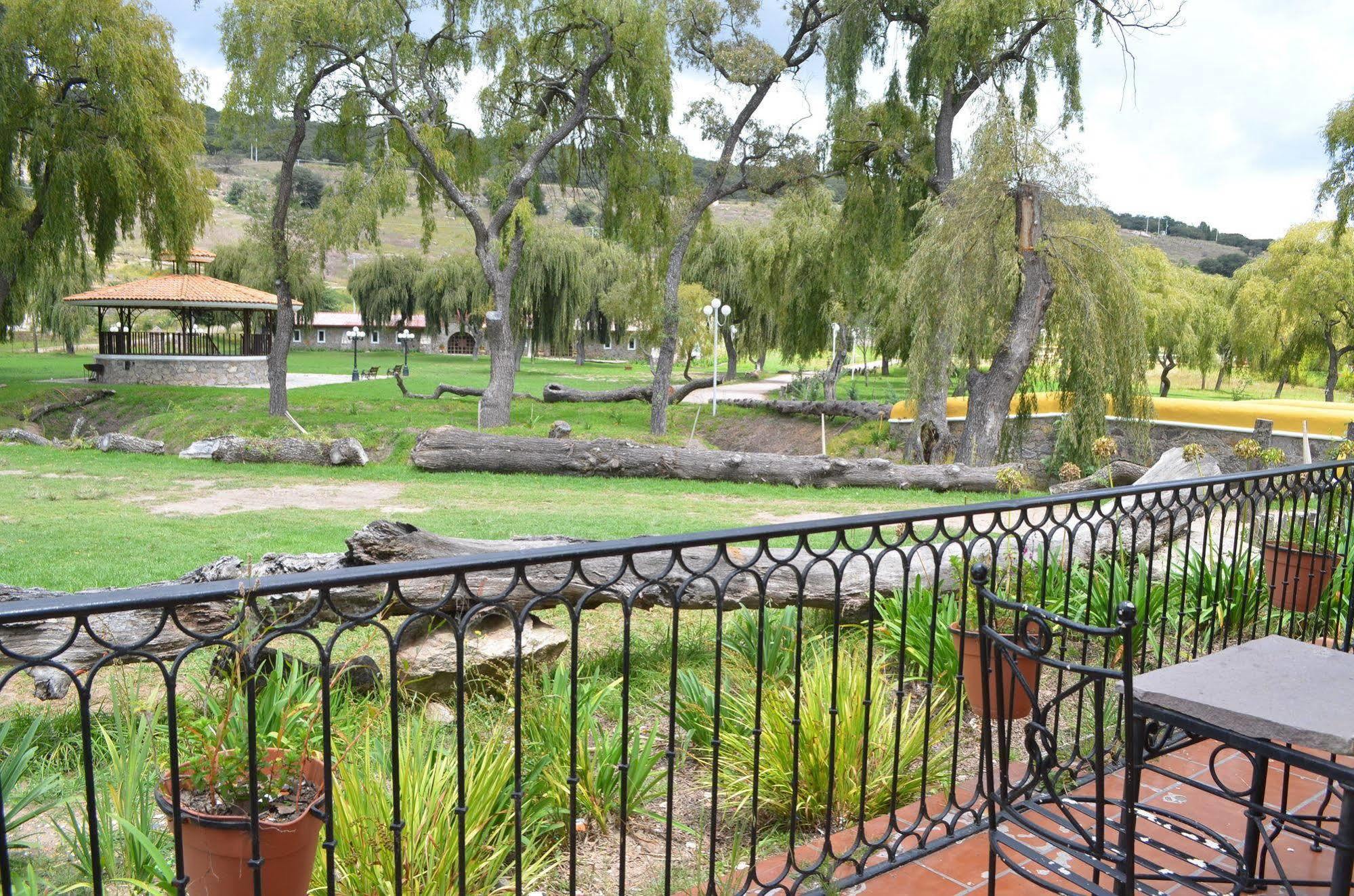 Hotel Vergel de la Sierra Las Palomas  Buitenkant foto